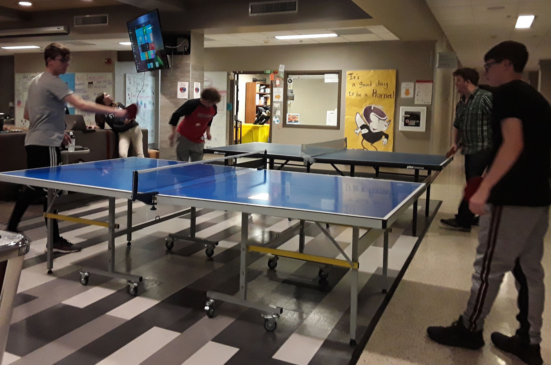 TCC hosts ping-pong tournament